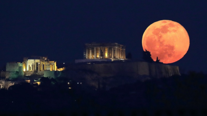 πανσέληνος-και-ολική-έκλειψη-σελήνης-83014