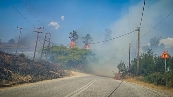 ξεφεύγει-επικίνδυνα-η-φωτιά-στην-εύβο-209521