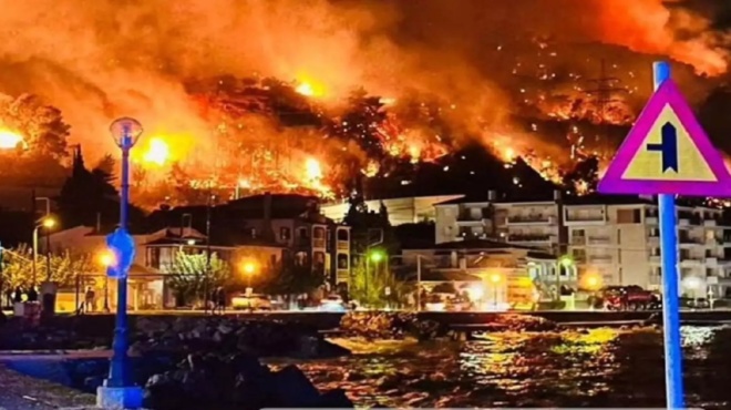 φωτιά-στην-κορινθία-άνοιξε-η-εθνική-οδ-221517