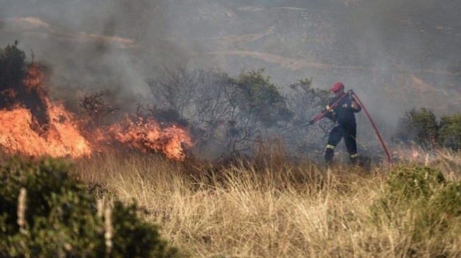 καίγεται-η-ελλάδα-νοέμβρη-μήνα-ξέσπασ-228089