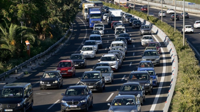 έκτακτo-χιλιάδες-οδηγοί-θα-μείνουν-χωρ-232200