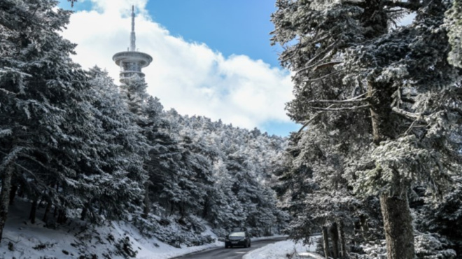 καιρός-ξεκίνησε-η-χιονόπτωση-στην-πάρ-233648